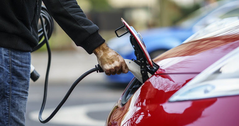 THE CHALLENGES OF MAKING EV EASY